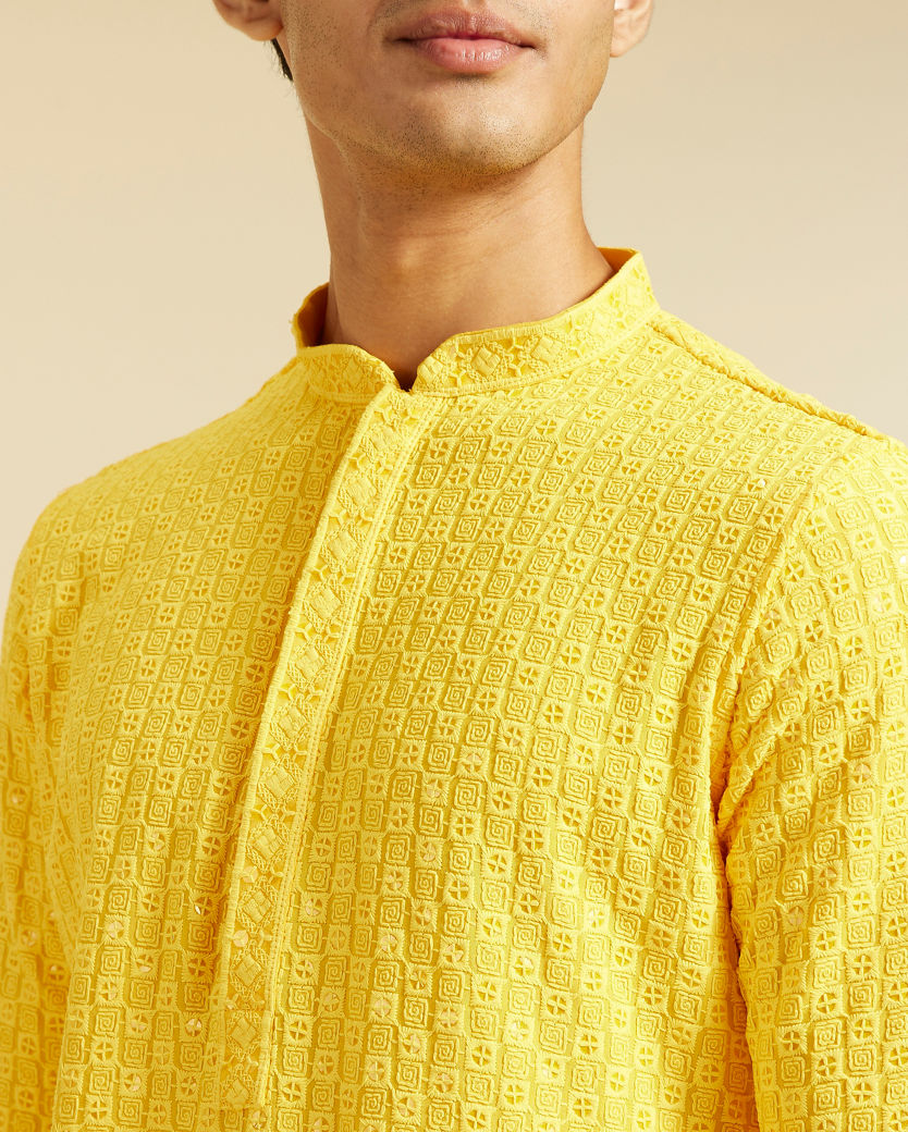 alt message - Diwas Men Sunshine Yellow Chikankari Sequinned Kurta image number 1