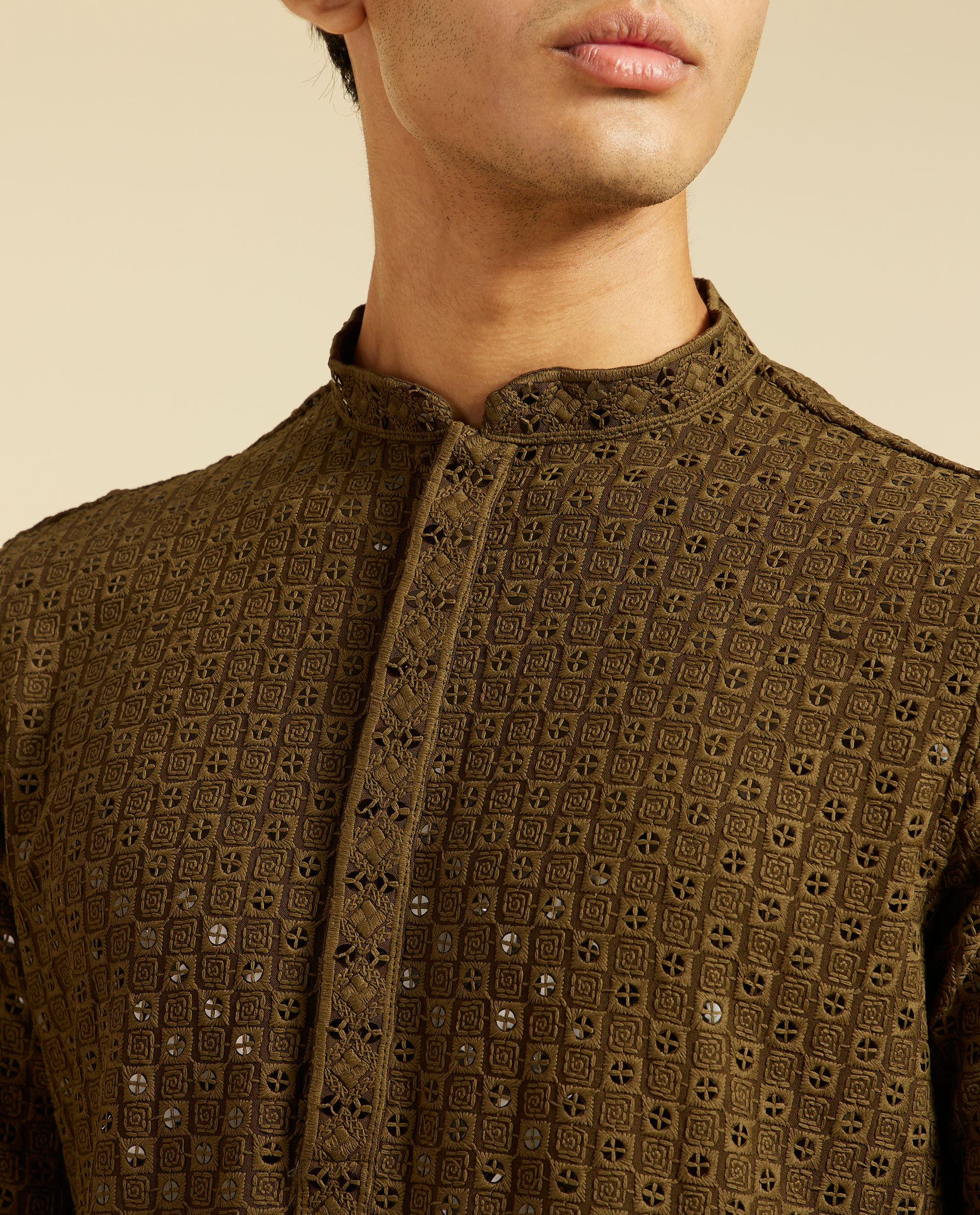 alt message - Diwas Men Olive Green Chikankari Sequinned Kurta image number 1