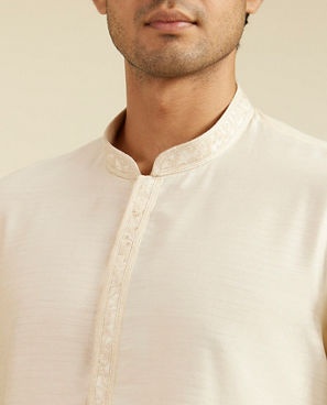 Diwas Men Cream Beige Plain Kurta with Embroidered Placket