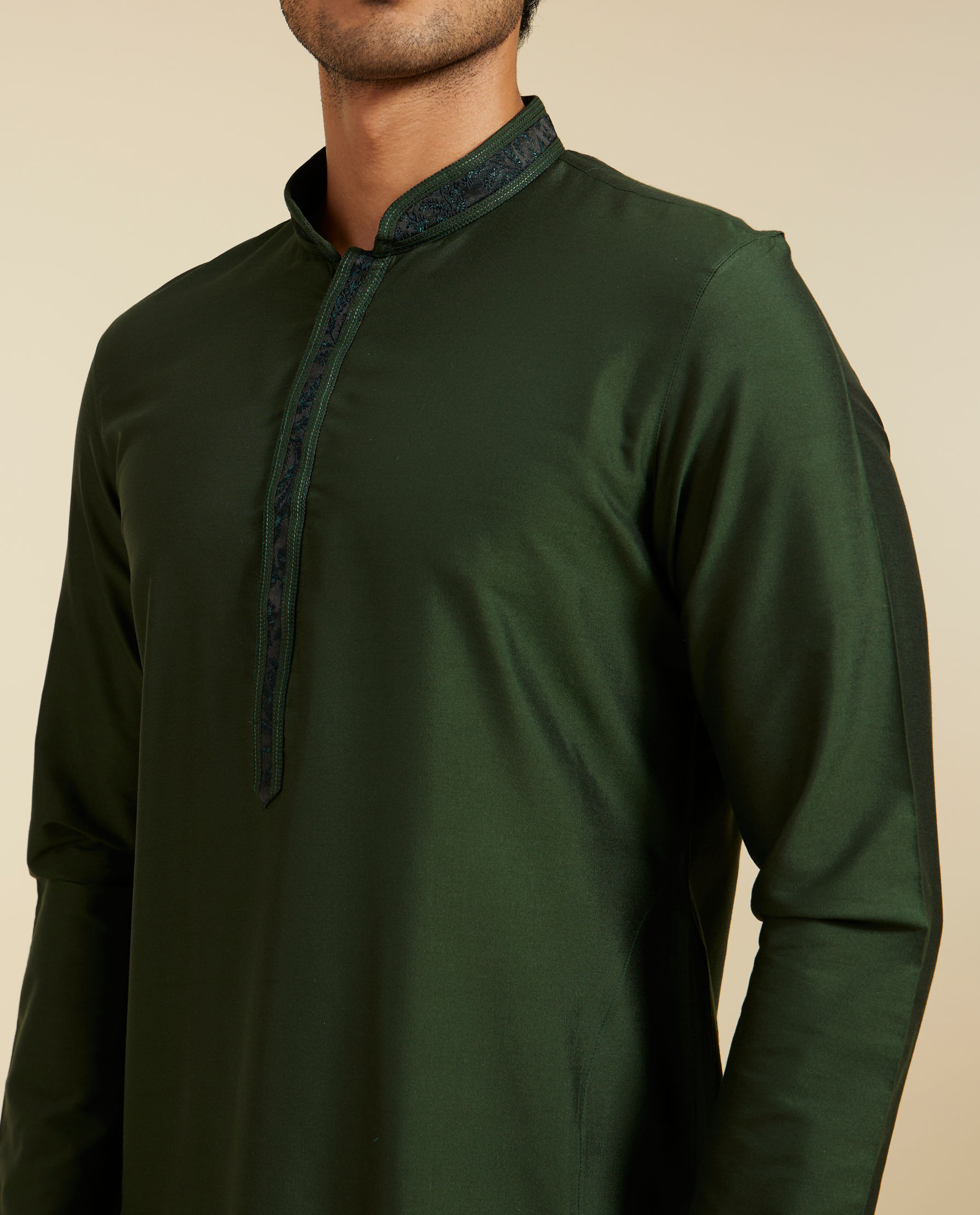 Diwas Men Bottle Green Plain Kurta with Embroidered Placket