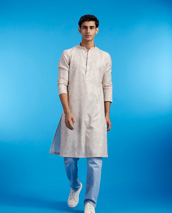 alt message - Diwas Men Cream Beige Paisley Kurta with Rhinestones image number 2