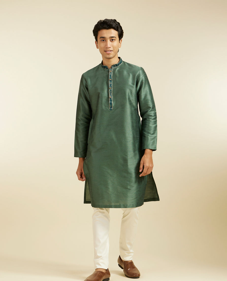 Diwas Men Bottle Green Plain Kurta with Embroidered Neckline