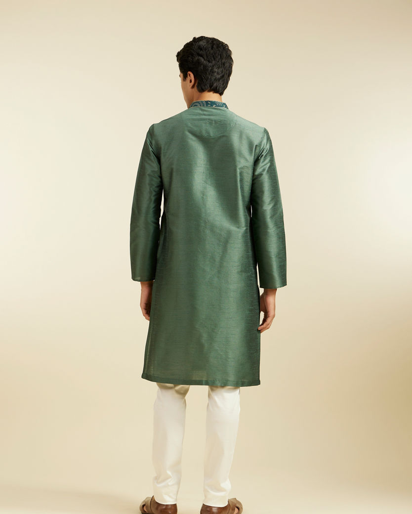 Diwas Men Bottle Green Plain Kurta with Embroidered Neckline