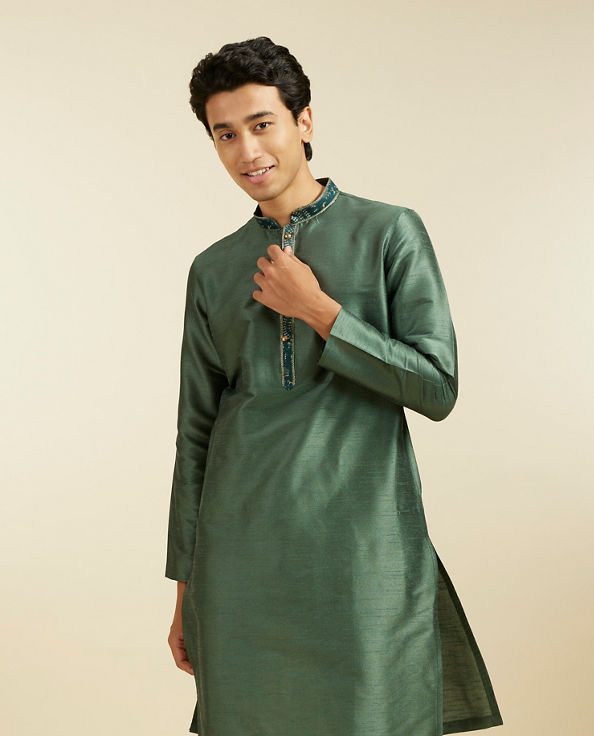 Diwas Men Bottle Green Plain Kurta with Embroidered Neckline