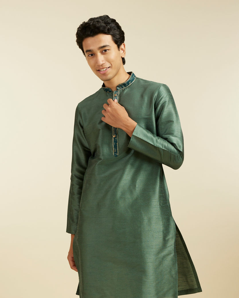 Diwas Men Bottle Green Plain Kurta with Embroidered Neckline