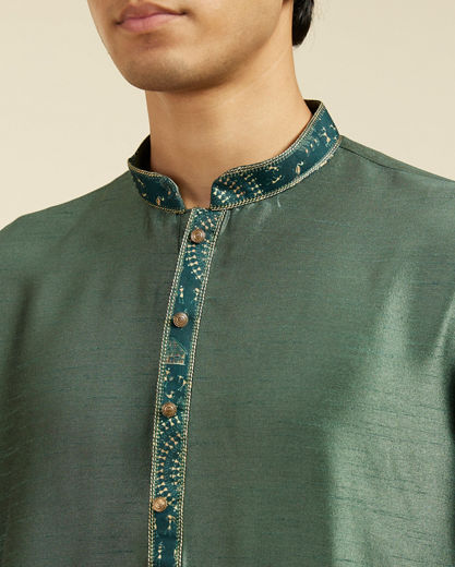Diwas Men Bottle Green Plain Kurta with Embroidered Neckline