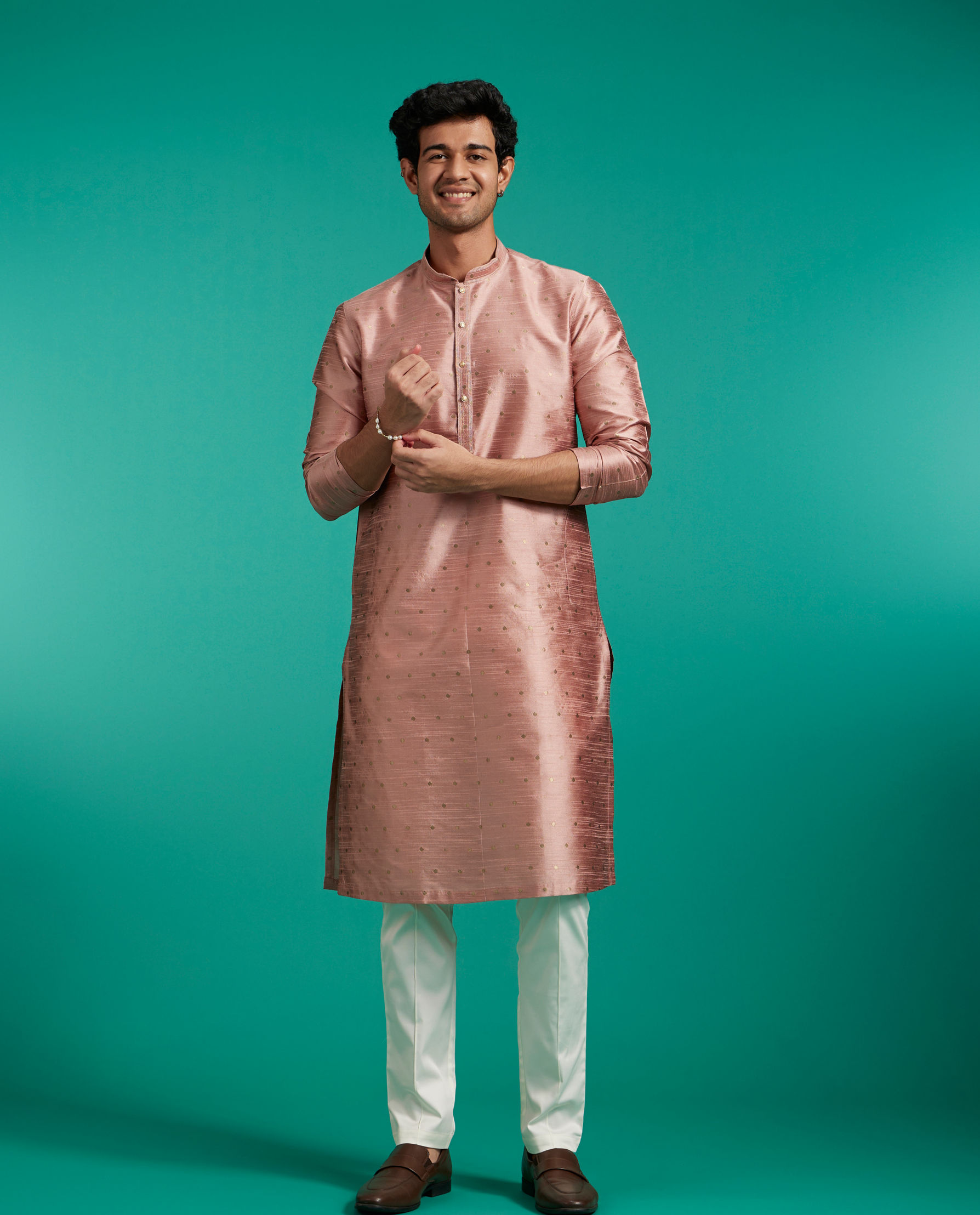 Diwas Men Peach Blossom Kurta with Dotted Boond Pattern