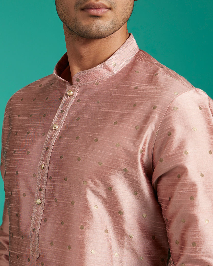 alt message - Diwas Men Peach Blossom Kurta with Dotted Boond Pattern image number 1