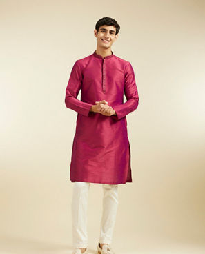 Diwas Men Rani Pink Plain Kurta With Sequinned Neckline