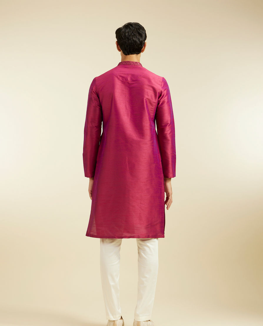 Diwas Men Rani Pink Plain Kurta With Sequinned Neckline