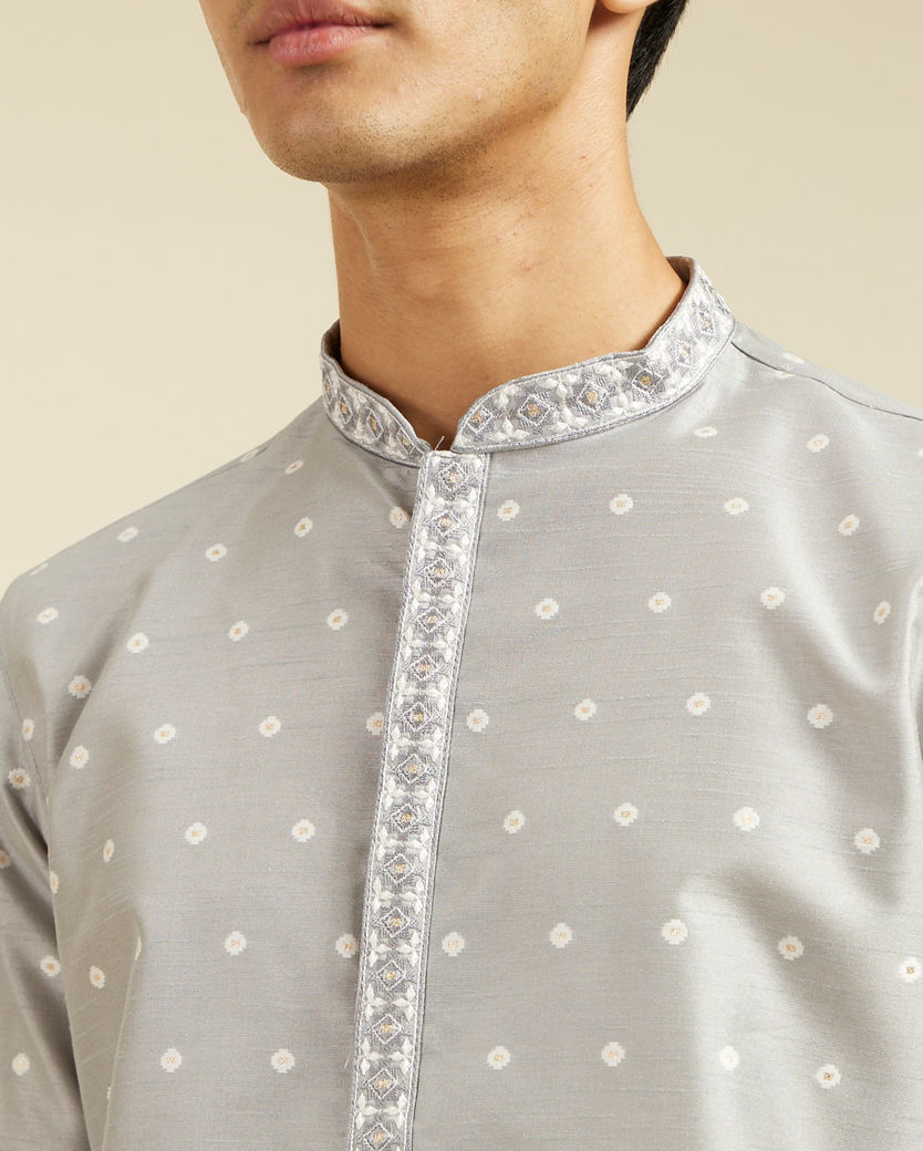 alt message - Diwas Men Smoke Grey Bandhani Inspired Pattern Kurta image number 1