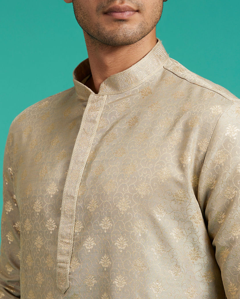 Diwas Men Pista Green Self Patterned Kurta with Fern Motifs