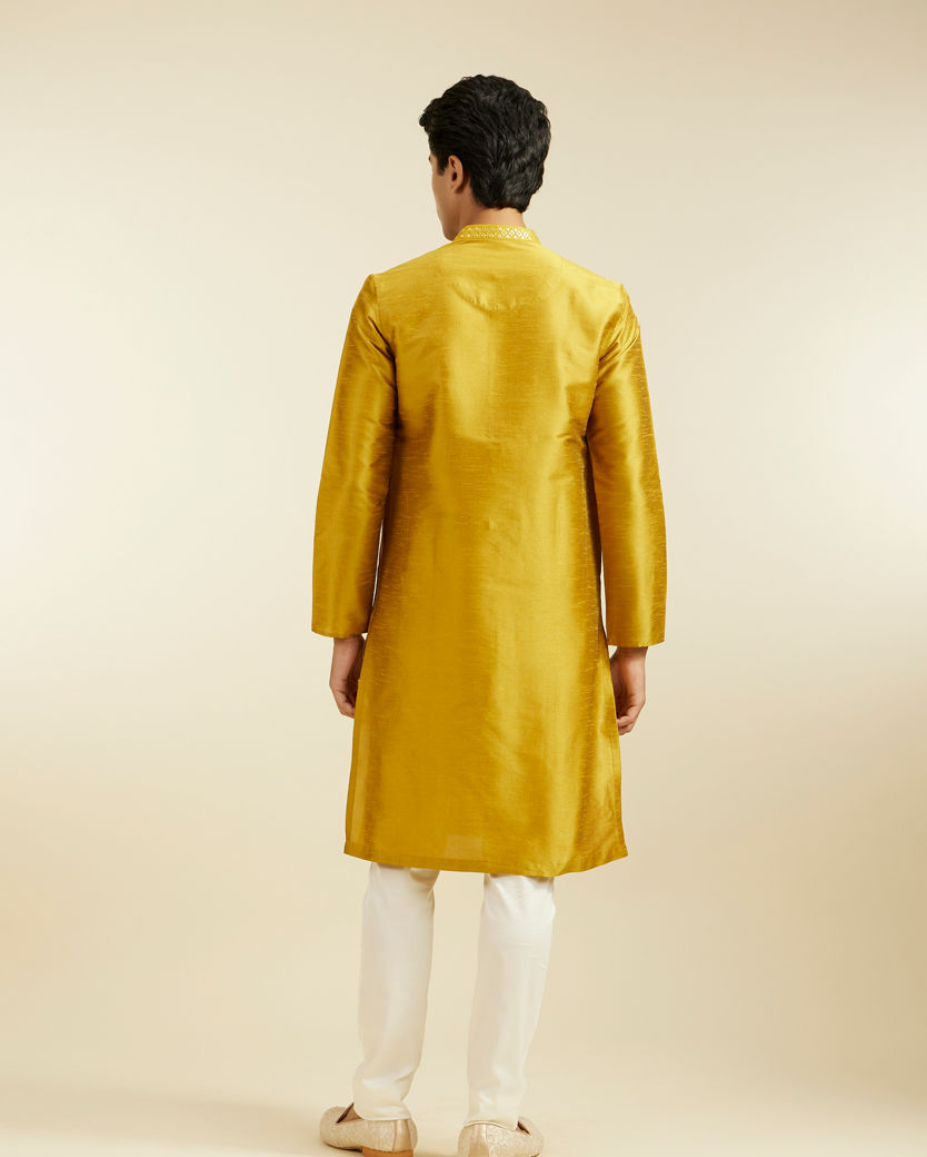 alt message - Diwas Men Mustard Yellow Buta Kurta with Mirror Work image number 4