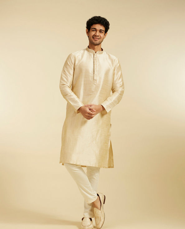 Diwas Men Pista Green Self Textured Kurta with Embroidered Placket