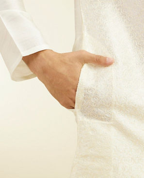 Diwas Men Warm White Self Textured Kurta