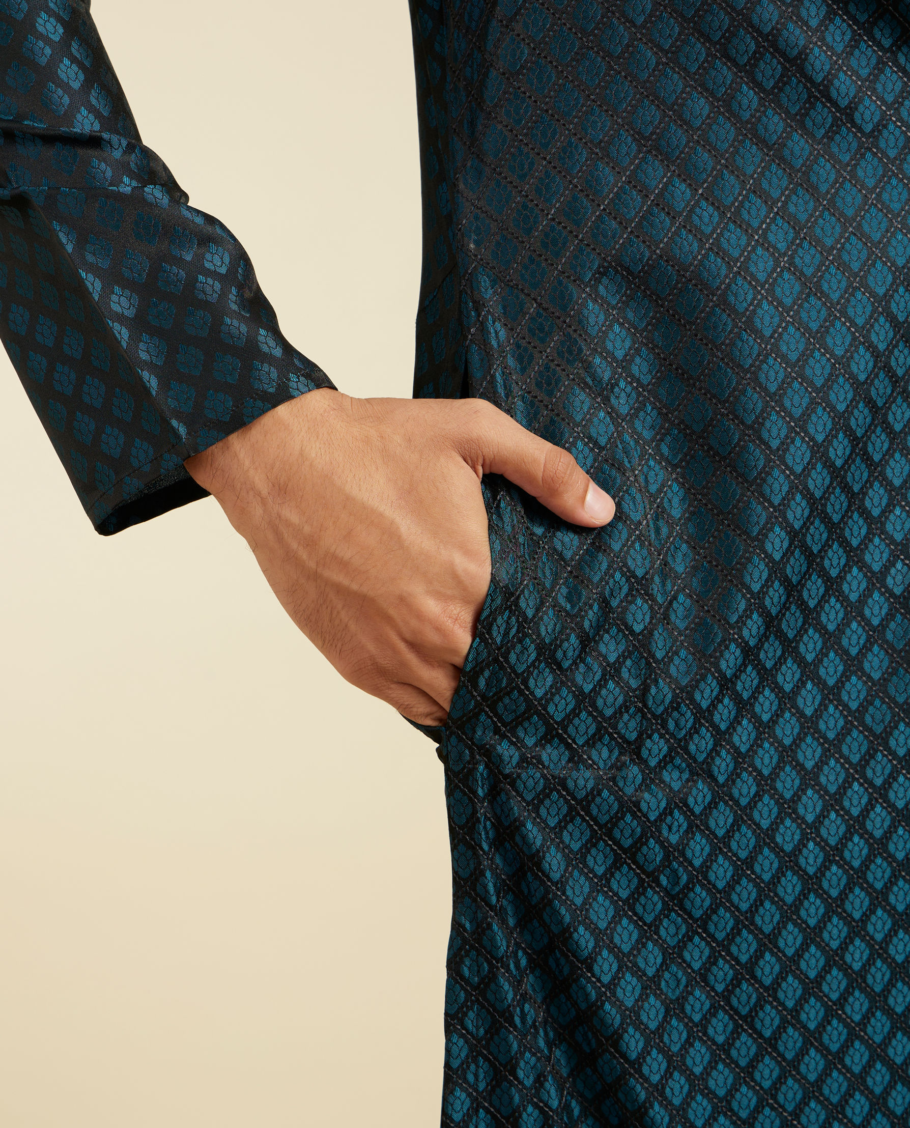 Diwas Men Teal Blue Grid Patterned Kurta with Sequinned Placket