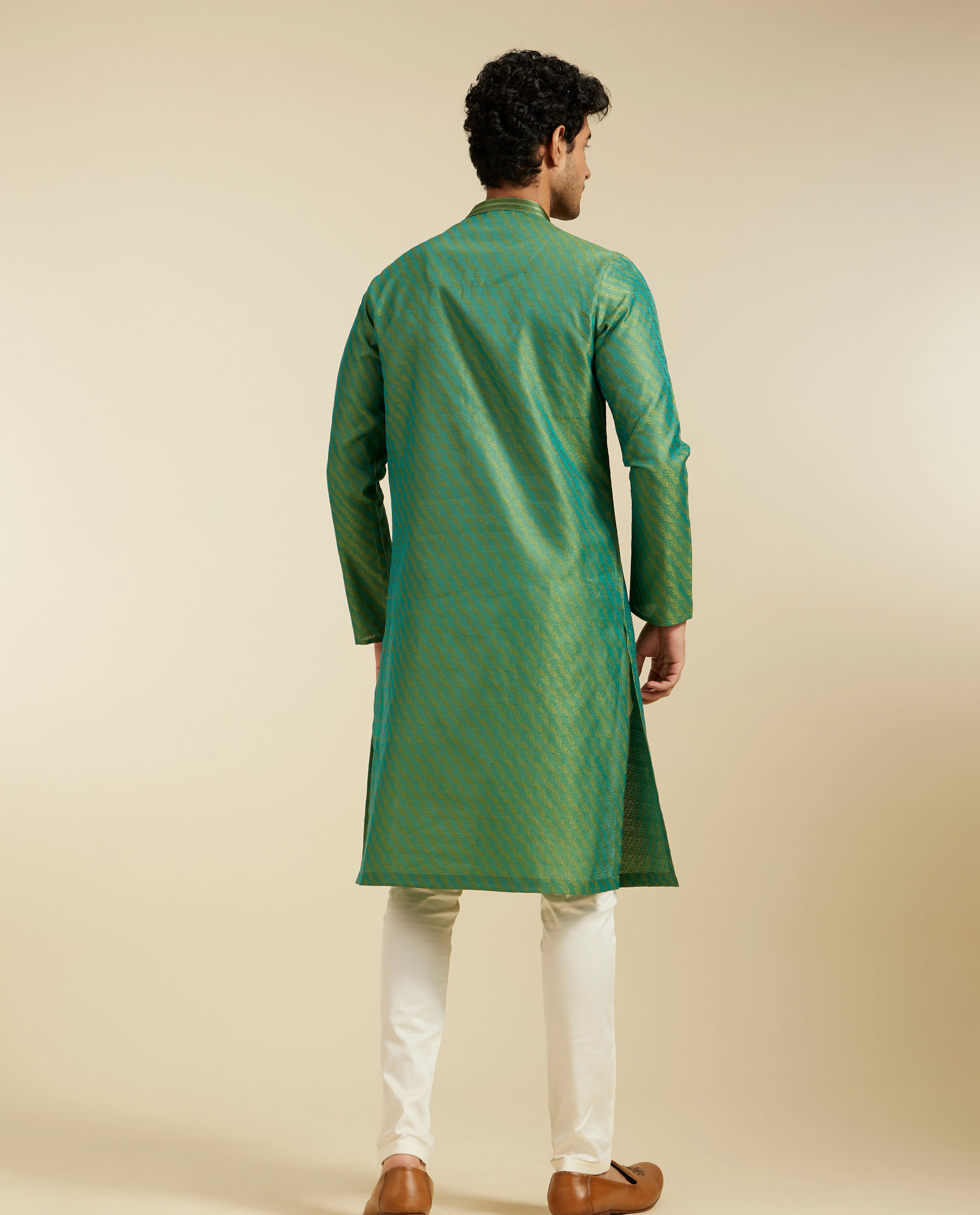 alt message - Diwas Men Soft Green Self Striped Bel Printed Kurta image number 3