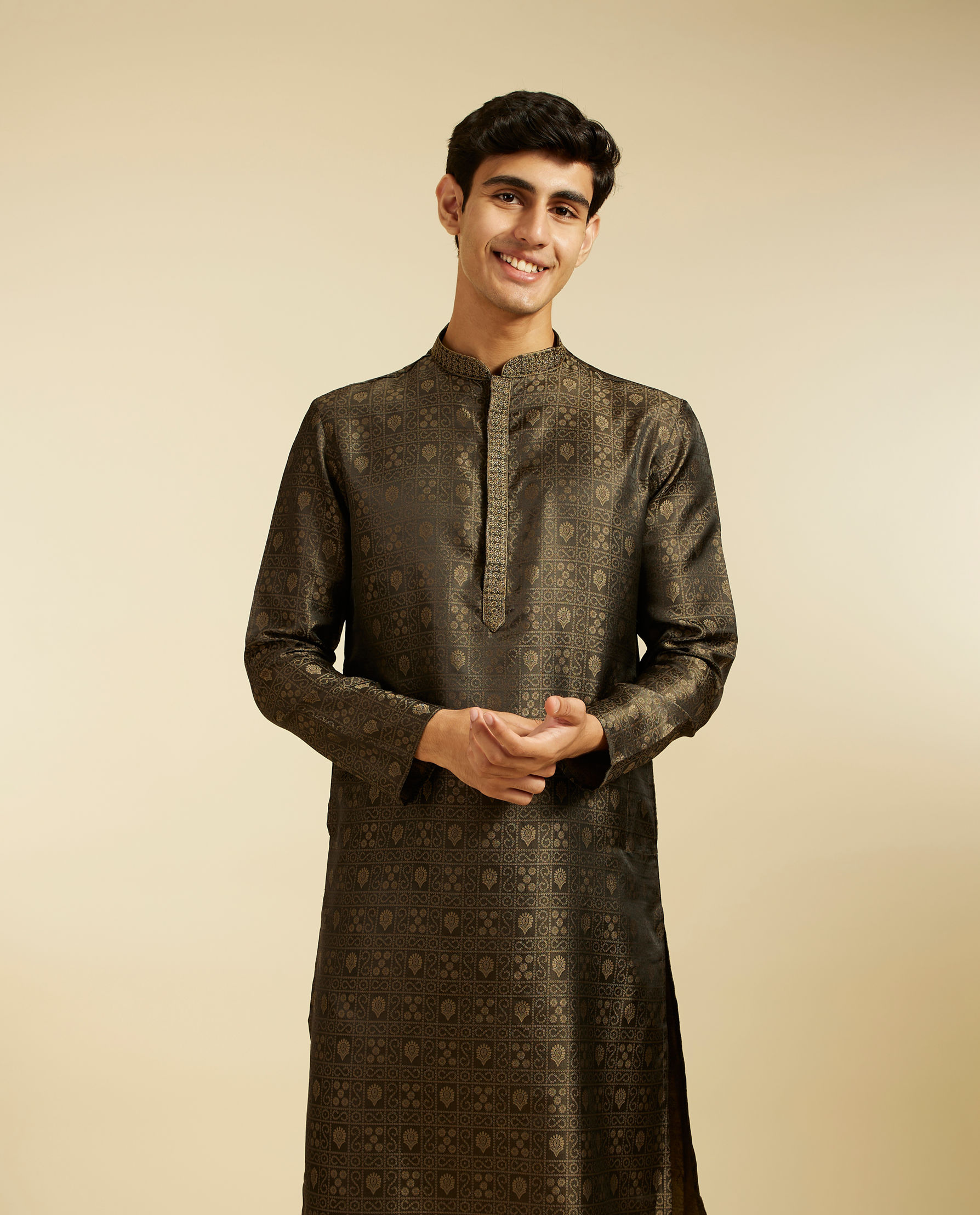 Diwas Men Olive Green Kurta with Imperial Motifs