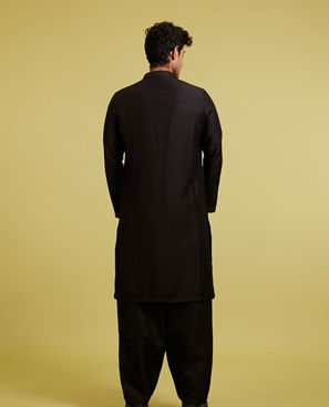 Diwas Men Midnight Black Self Patterned Kurta with Striped Collar