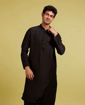 Diwas Men Midnight Black Self Patterned Kurta with Striped Collar
