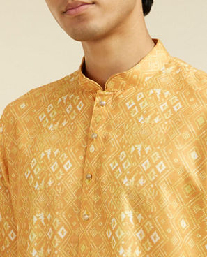 Diwas Men Mustard Yellow Kaleidoscopic Square Printed Kurta
