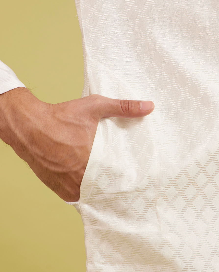 Diwas Men Warm White Harlequin Patterned Kurta