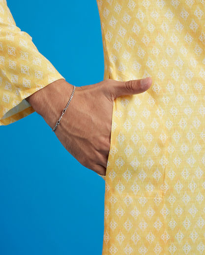 Diwas Men Sunshine Yellow Jaal Printed Kurta