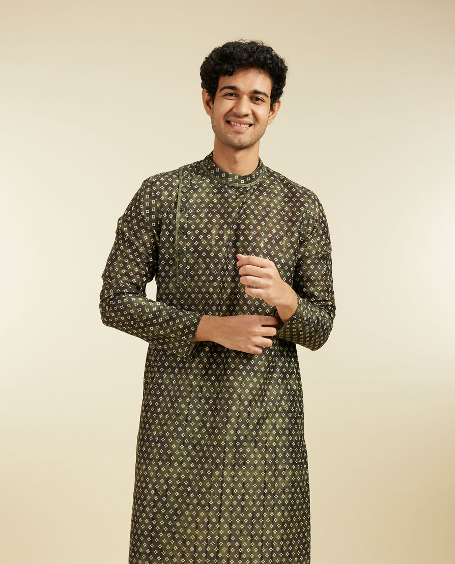 Diwas Men Bottle Green Bandhani Printed Angrakha Style Kurta
