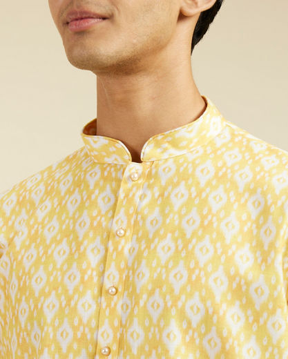 Diwas Men Yellow Iris Ikat Inspired Printed Kurta