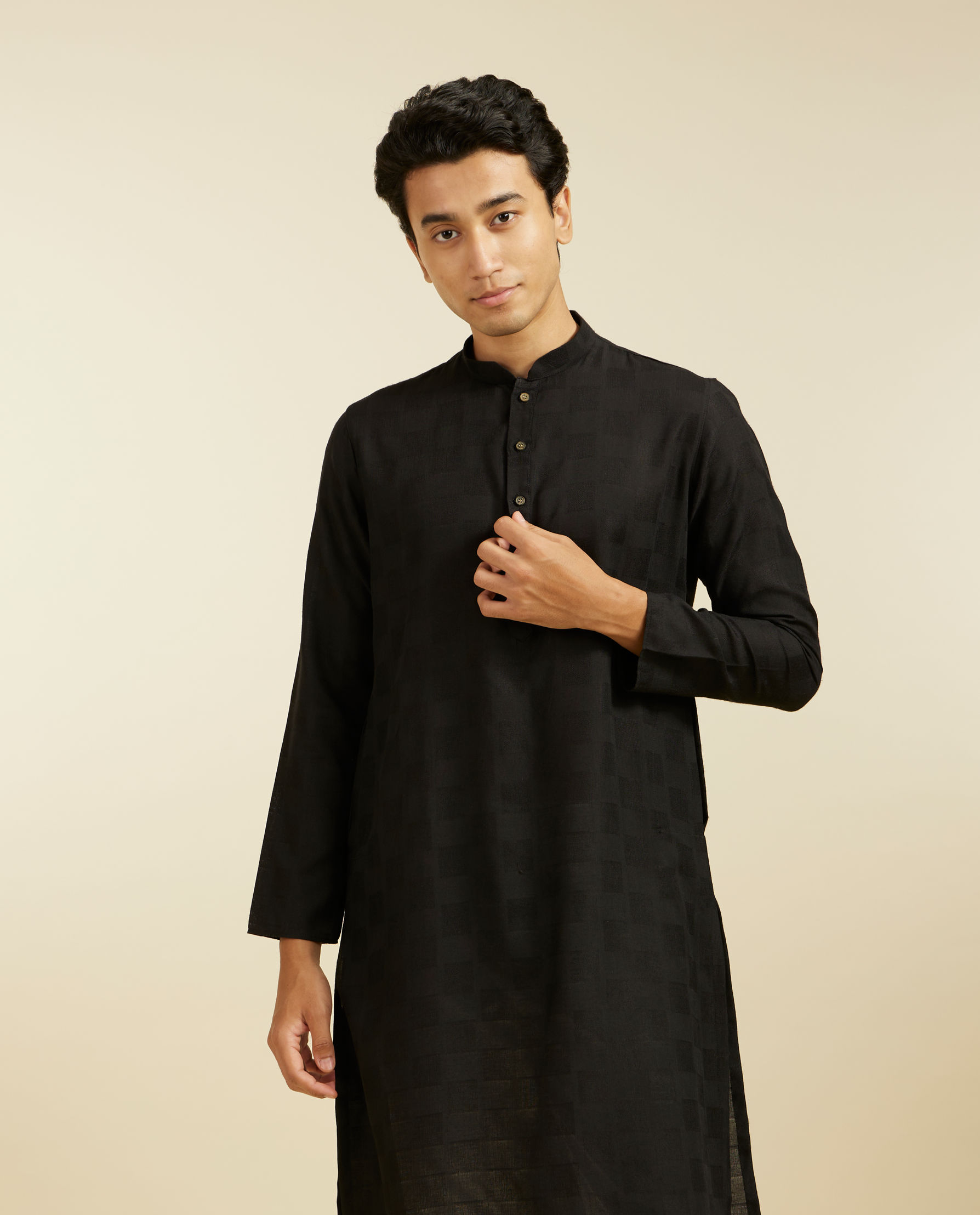 alt message - Diwas Men Ebony Black Self Textured Kurta image number 0