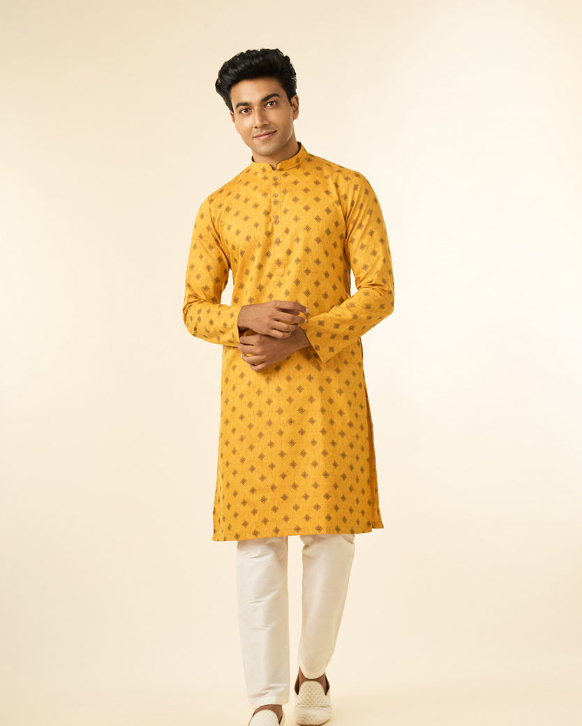 Diwas Men Radiant Mustard Kurta Set