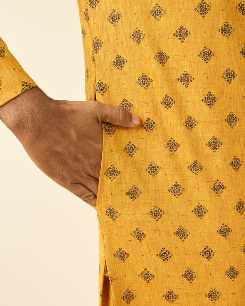 Diwas Men Radiant Mustard Kurta Set