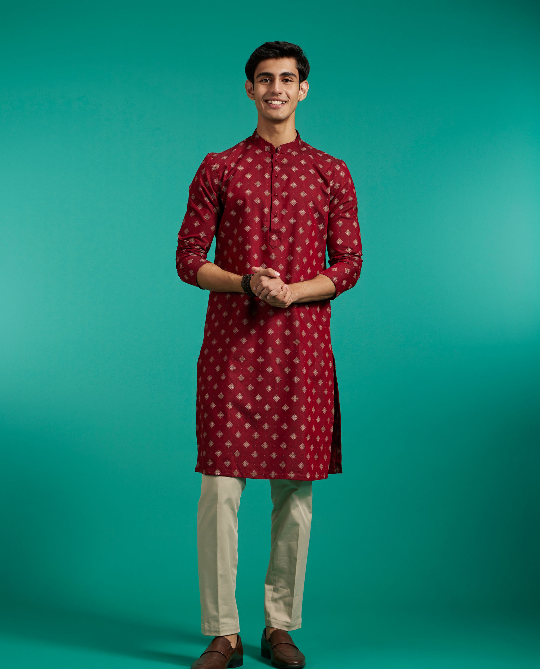 Diwas Men Maroon Red Buta Printed Kurta