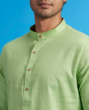 Diwas Men Soft Green Self Striped Patterned Kurta