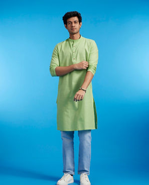 Diwas Men Soft Green Self Striped Patterned Kurta