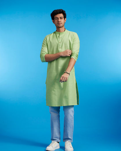 Diwas Men Soft Green Self Striped Patterned Kurta
