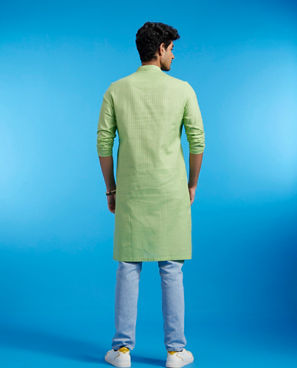 Diwas Men Soft Green Self Striped Patterned Kurta