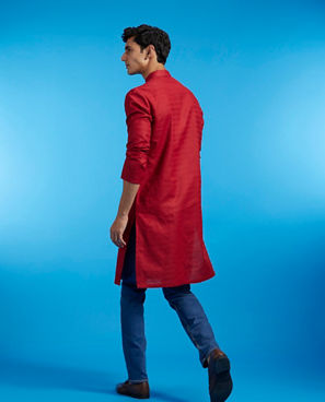 Diwas Men Maroon Red Lattice Patterned Kurta