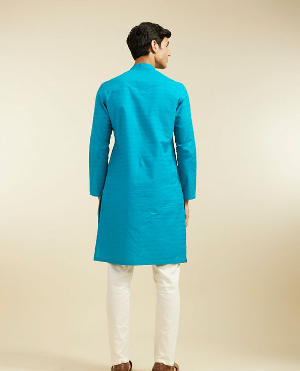 alt message - Diwas Men Teal Blue Lattice Patterned Kurta image number 4