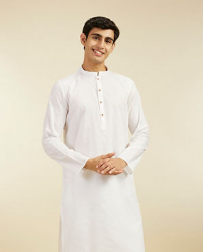 Diwas Men Warm White Self Patterned Kurta