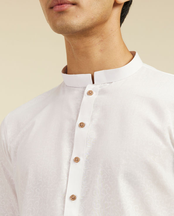 Diwas Men Warm White Self Patterned Kurta
