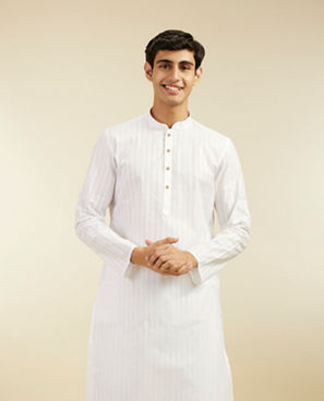 Diwas Men Cloud White Self Striped Kurta