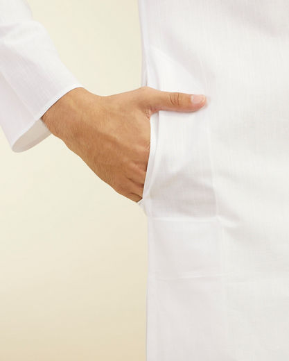 Diwas Men Snow White Plain Classic Kurta with Embroidered Neckline