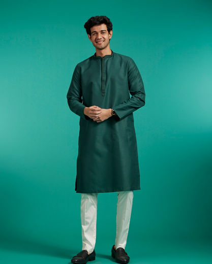 Diwas Men Bottle Green Plain Classic Kurta with Textured Neckline