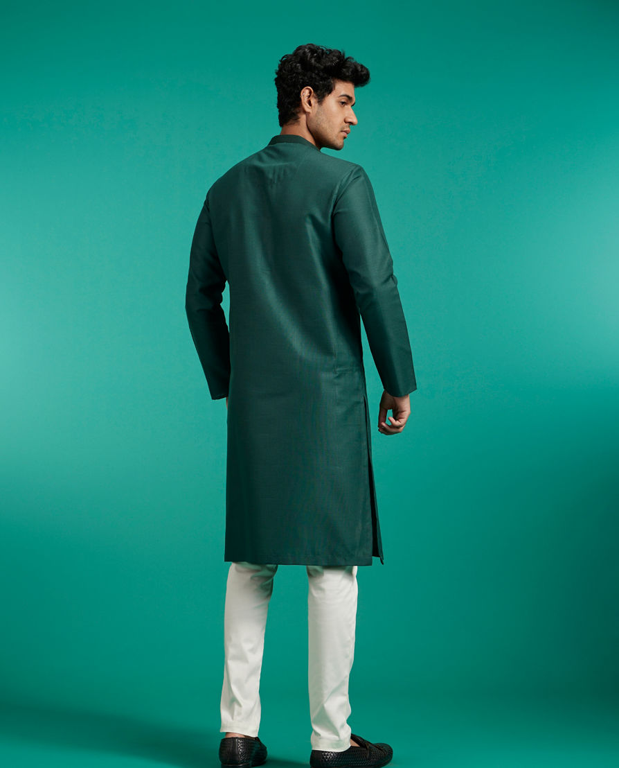 Diwas Men Bottle Green Plain Classic Kurta with Textured Neckline