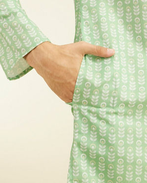 Diwas Men Soft Green Fern Printed Kurta