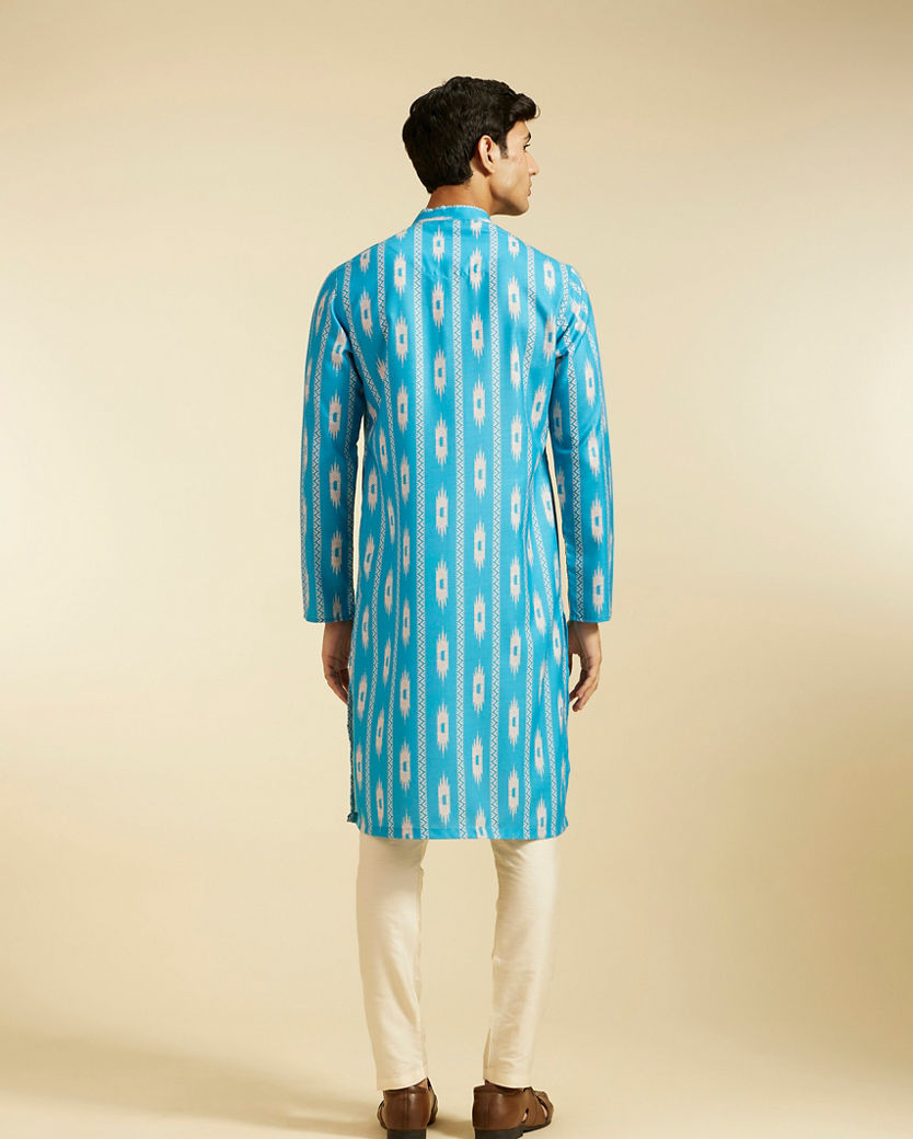 alt message - Diwas Men Turquoise Blue Ikat Inspired Patterned Kurta image number 4