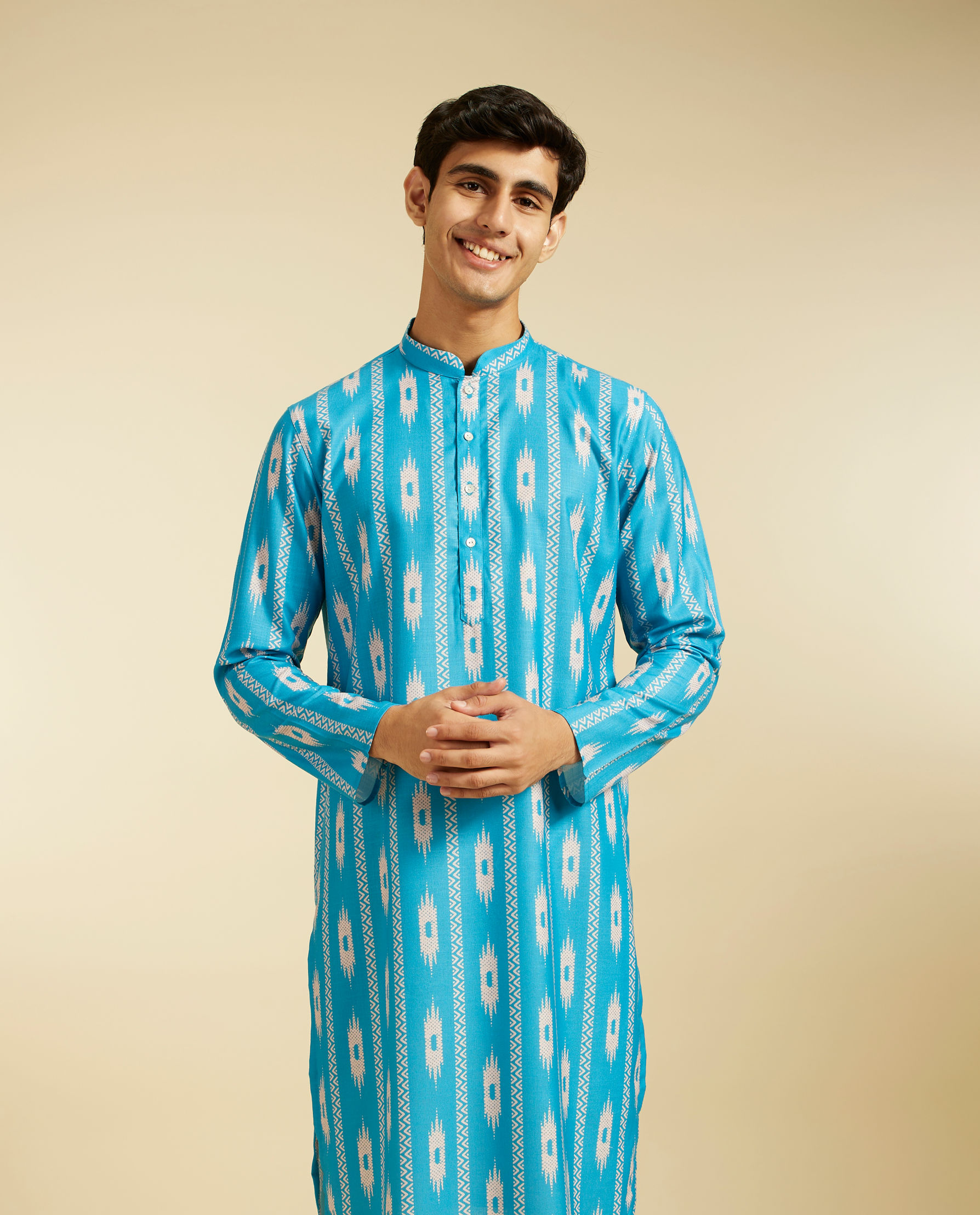 alt message - Diwas Men Turquoise Blue Ikat Inspired Patterned Kurta image number 0