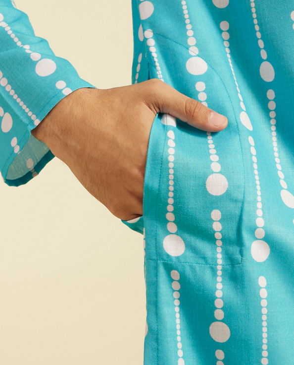 alt message - Diwas Men Turquoise Blue Modish Dotted Printed Kurta image number 3