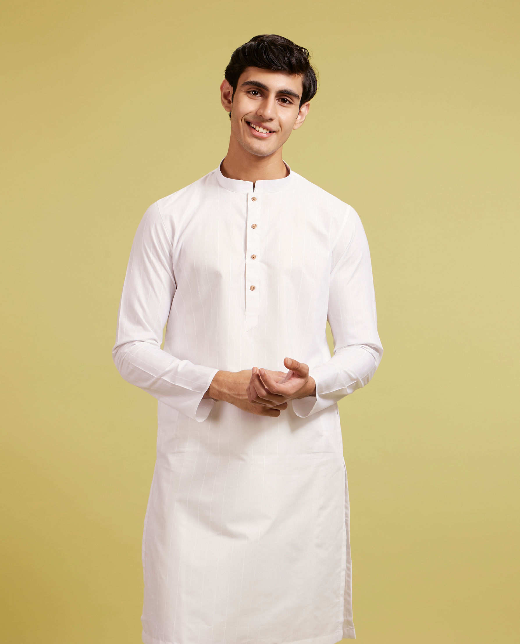 Diwas Men Ice White Linear Self Striped Kurta